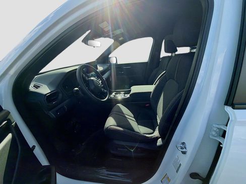 New 2026 Honda Pilot Sport image 18