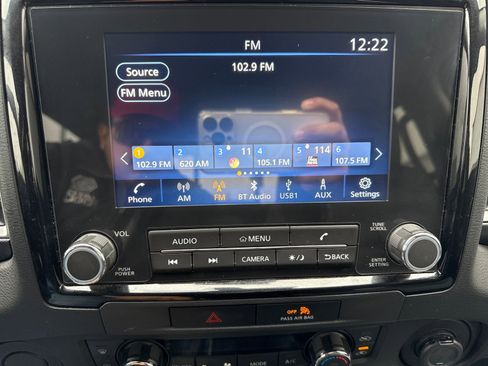 Used 2023 Nissan Frontier SV w/ SV Convenience Package image 19