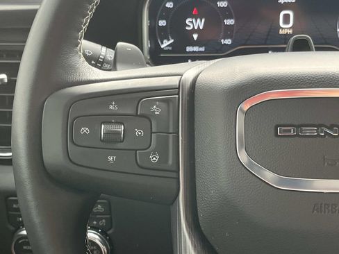 Used 2025 GMC Sierra 1500 Denali Ultimate image 17