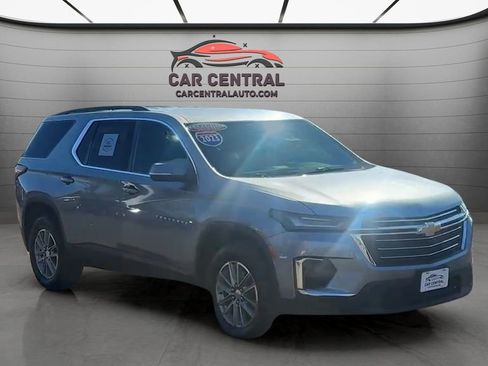 Used 2023 Chevrolet Traverse LT AWD/4WD image 7