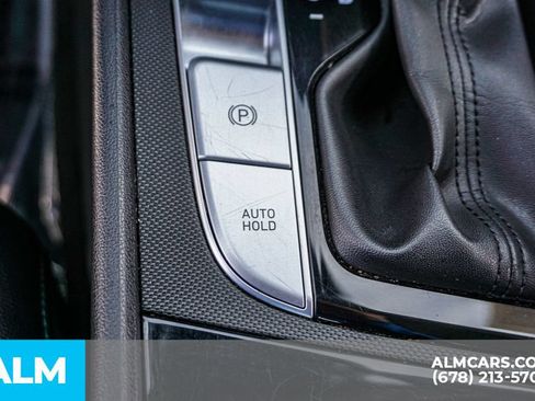 Used 2024 Hyundai Elantra Limited FWD image 44