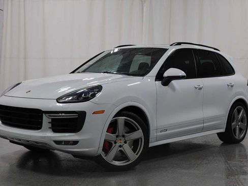 Used 2018 Porsche Cayenne GTS image 1