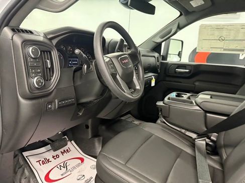 New 2026 GMC Sierra 3500 Pro AWD/4WD image 12