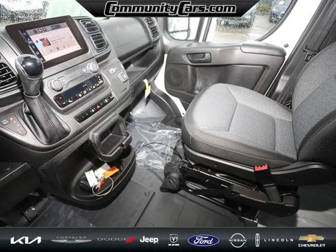 Used 2025 RAM ProMaster 2500 w/ Upfitter's Prep Package image 19