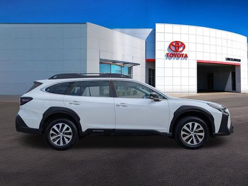 Used 2023 Subaru Outback AWD/4WD image 8
