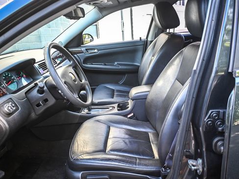 Used 2016 Chevrolet Impala LTZ FWD image 8