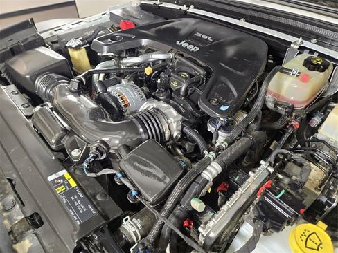 Used 2020 Jeep Gladiator Rubicon image 22