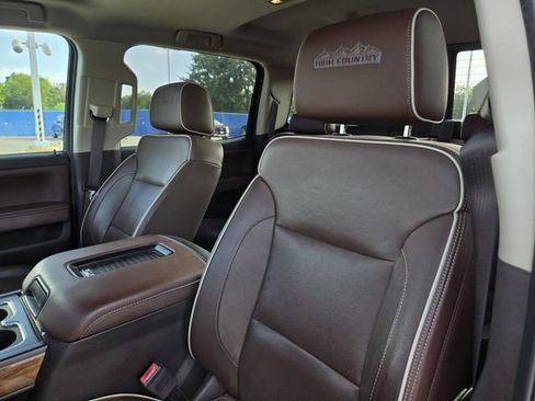 Used 2019 Chevrolet Silverado 2500 High Country w/ Duramax Plus Package AWD/4WD image 31