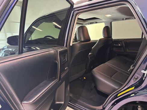 Certified 2021 Toyota 4Runner TRD Off-Road Premium w/ Moonroof Package image 26