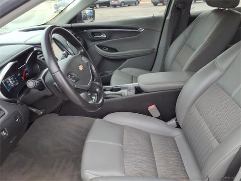 Used 2019 Chevrolet Impala LT image 14