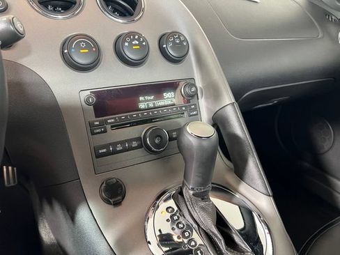 Used 2007 Pontiac Solstice GXP w/ Premium Package RWD image 17