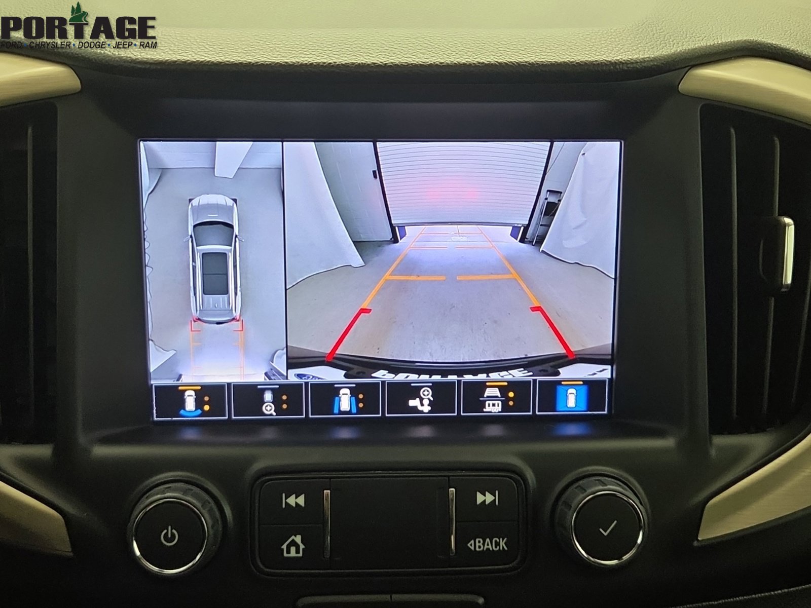 Used 2023 GMC Terrain Denali w/ LPO, Floor Liner Package AWD/4WD image 32