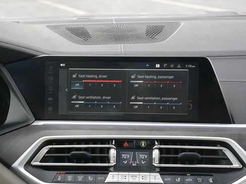 Used 2023 BMW X5 xDrive45e image 13