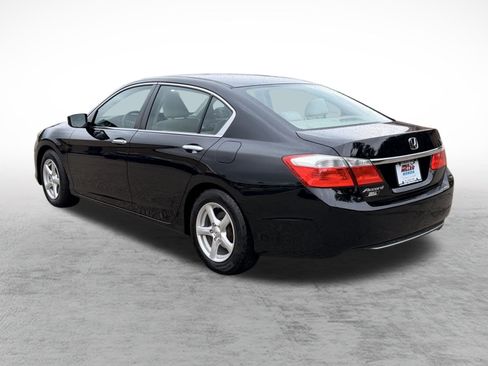 Used 2013 Honda Accord LX image 5