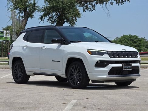 Used 2022 Jeep Compass High Altitude AWD/4WD image 7