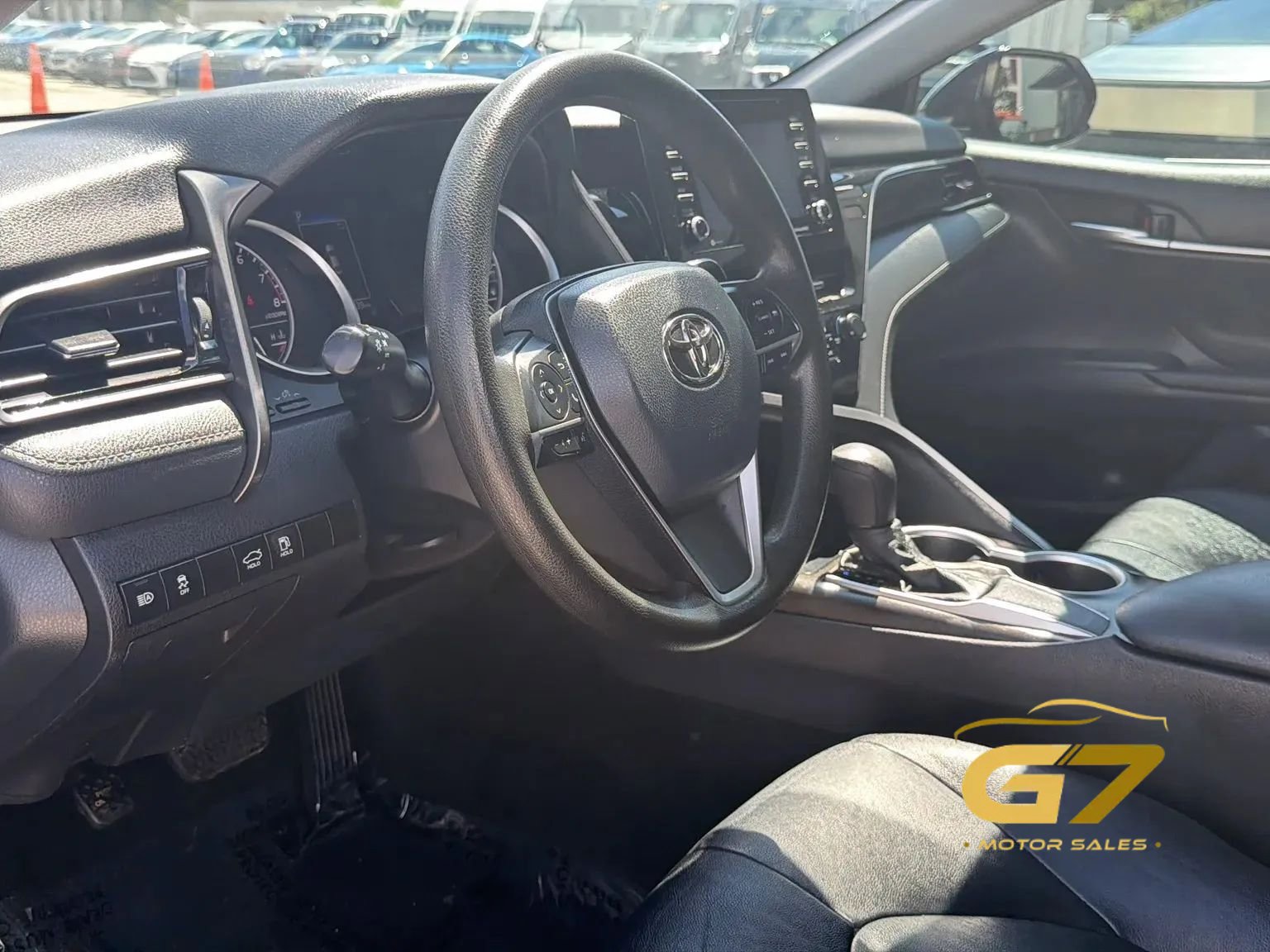 Used 2021 Toyota Camry LE FWD image 15