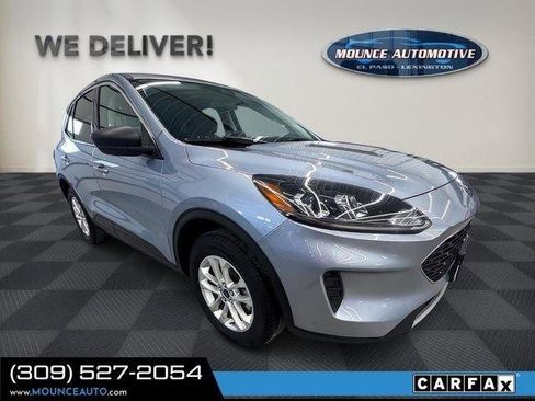 Used 2022 Ford Escape SE image 1
