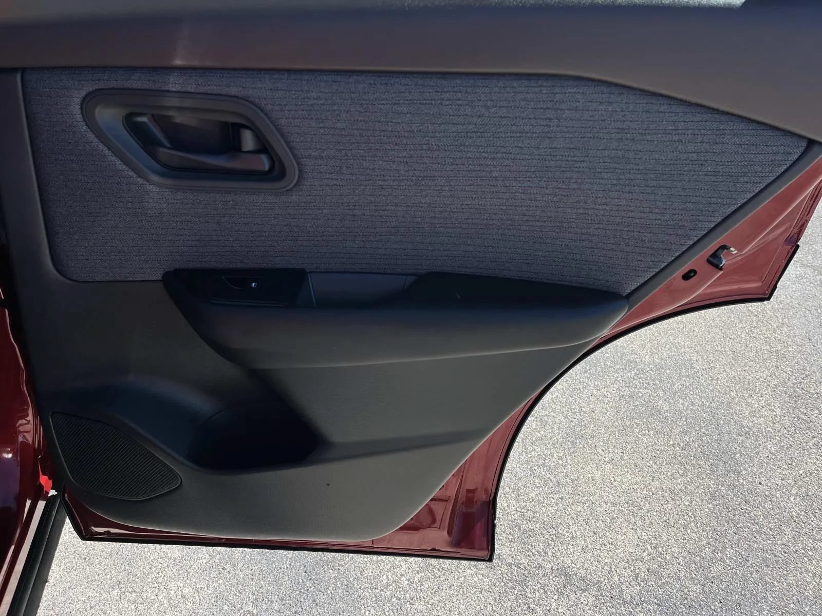 Used 2023 Nissan Rogue S FWD image 23