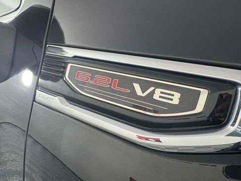 Used 2024 GMC Sierra 1500 SLT w/ SLT Premium Plus Package image 10