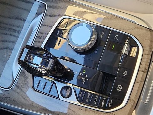 Used 2019 BMW X7 xDrive40i w/ Premium Package image 16