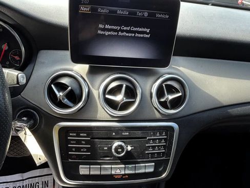 Used 2019 Mercedes-Benz GLA 250 image 13