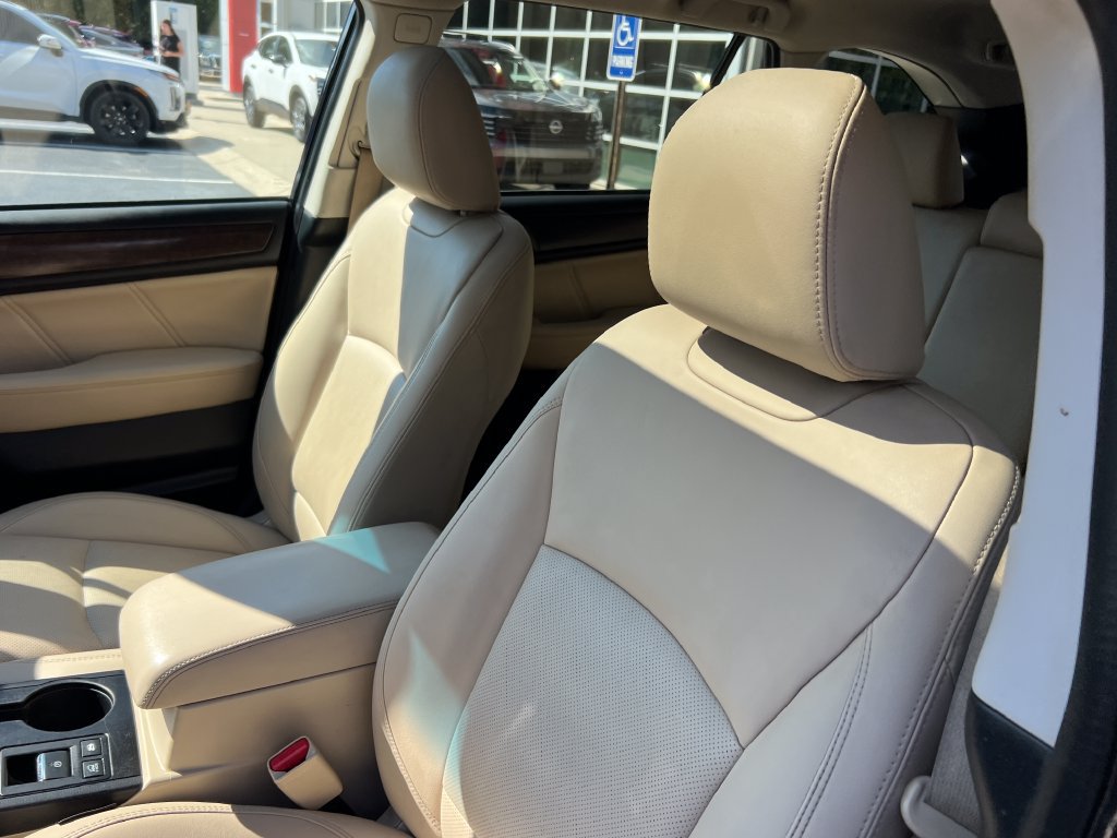 Used 2018 Subaru Outback 2.5i Limited AWD/4WD image 11