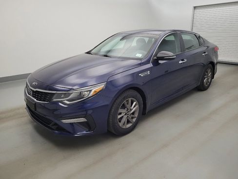 Used 2020 Kia Optima LX FWD image 2