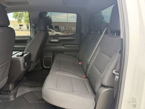 Used 2022 Chevrolet Silverado 1500 RST AWD/4WD image 27