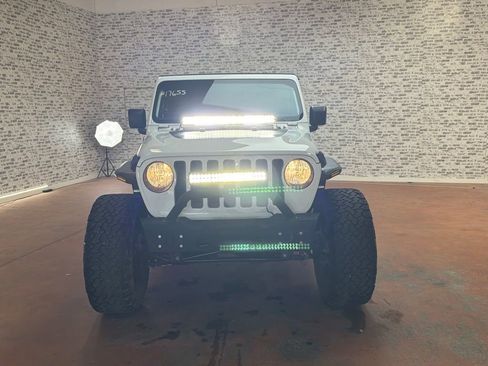 Used 2021 Jeep Wrangler Sport AWD/4WD image 2