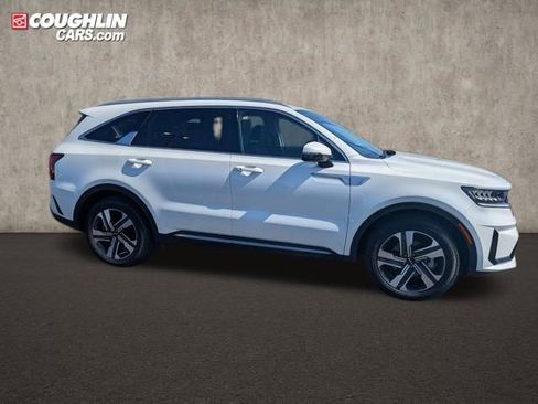 Used 2023 Kia Sorento EX image 8