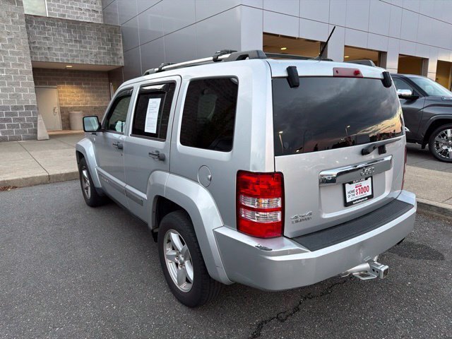 Used 2012 Jeep Liberty Limited AWD/4WD image 5