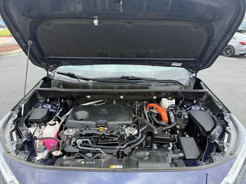 Used 2022 Toyota RAV4 XLE w/ Convenience Package image 20