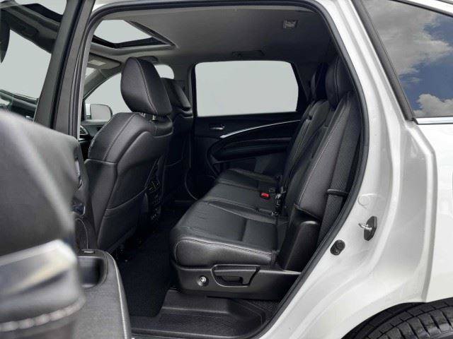 Used 2020 Acura MDX w/ Technology Package AWD/4WD image 34