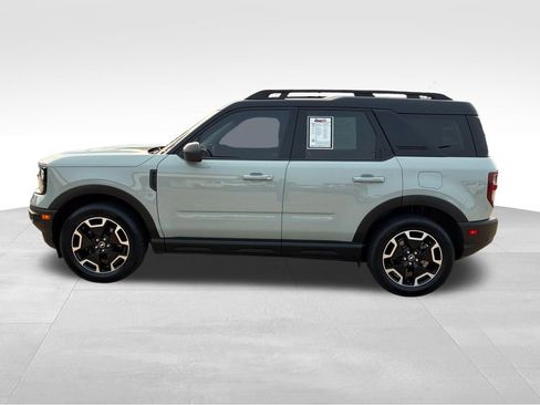 Used 2022 Ford Bronco Sport Outer Banks w/ Tech Package AWD/4WD image 2