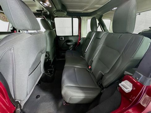 Certified 2022 Jeep Wrangler Unlimited Sport image 36