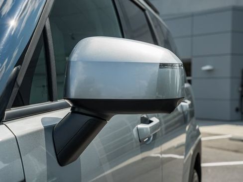 Used 2024 Hyundai Santa Fe Limited FWD image 18