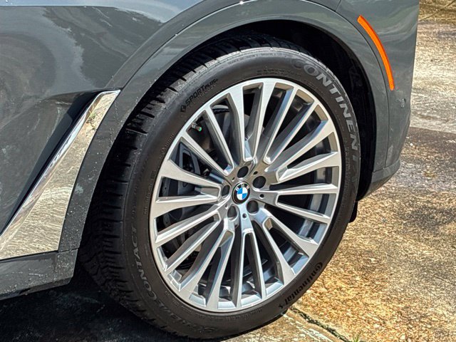 Used 2024 BMW X7 xDrive40i AWD/4WD image 17