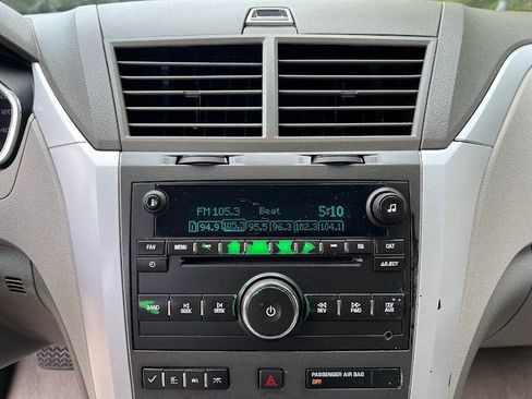 Used 2011 Chevrolet Traverse LT w/ LPO, 'HIT The Road' Package FWD image 16