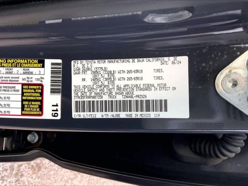 Used 2024 Toyota Tacoma TRD Sport RWD image 34
