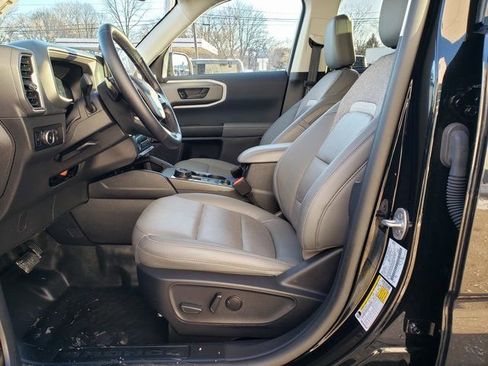 Used 2025 Ford Bronco Sport Badlands image 11