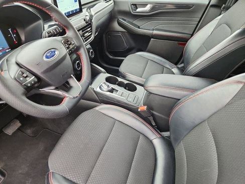 Used 2025 Ford Escape ST-Line FWD image 11
