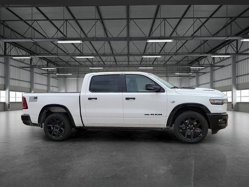 New 2026 RAM 1500 Laramie AWD/4WD image 5