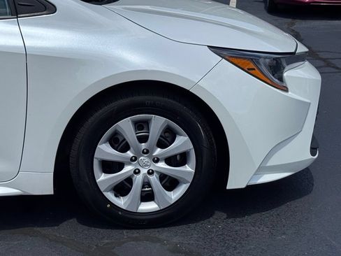 Used 2023 Toyota Corolla LE FWD image 38