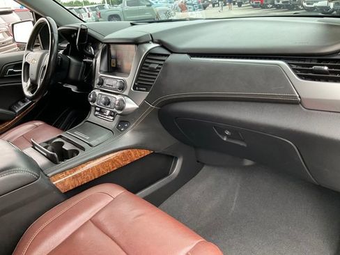 Used 2020 Chevrolet Tahoe Premier w/ Premier Plus Edition AWD/4WD image 26
