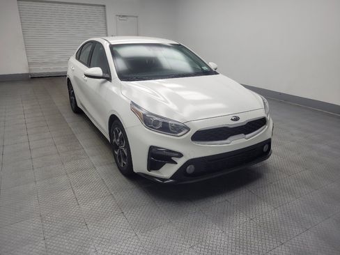 Used 2020 Kia Forte LXS FWD image 13
