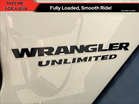 Used 2017 Jeep Wrangler Unlimited Rubicon w/ Dual Top Group AWD/4WD image 22