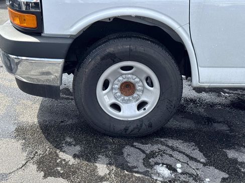 New 2026 Chevrolet Express 3500 w/ Power Convenience Package RWD image 8