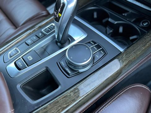 Used 2017 BMW X5 xDrive40e image 15