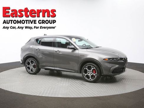 Used 2024 Alfa Romeo Tonale Veloce w/ Active Assist Package AWD/4WD image 45