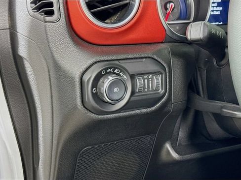 Used 2020 Jeep Wrangler Unlimited Rubicon AWD/4WD image 10